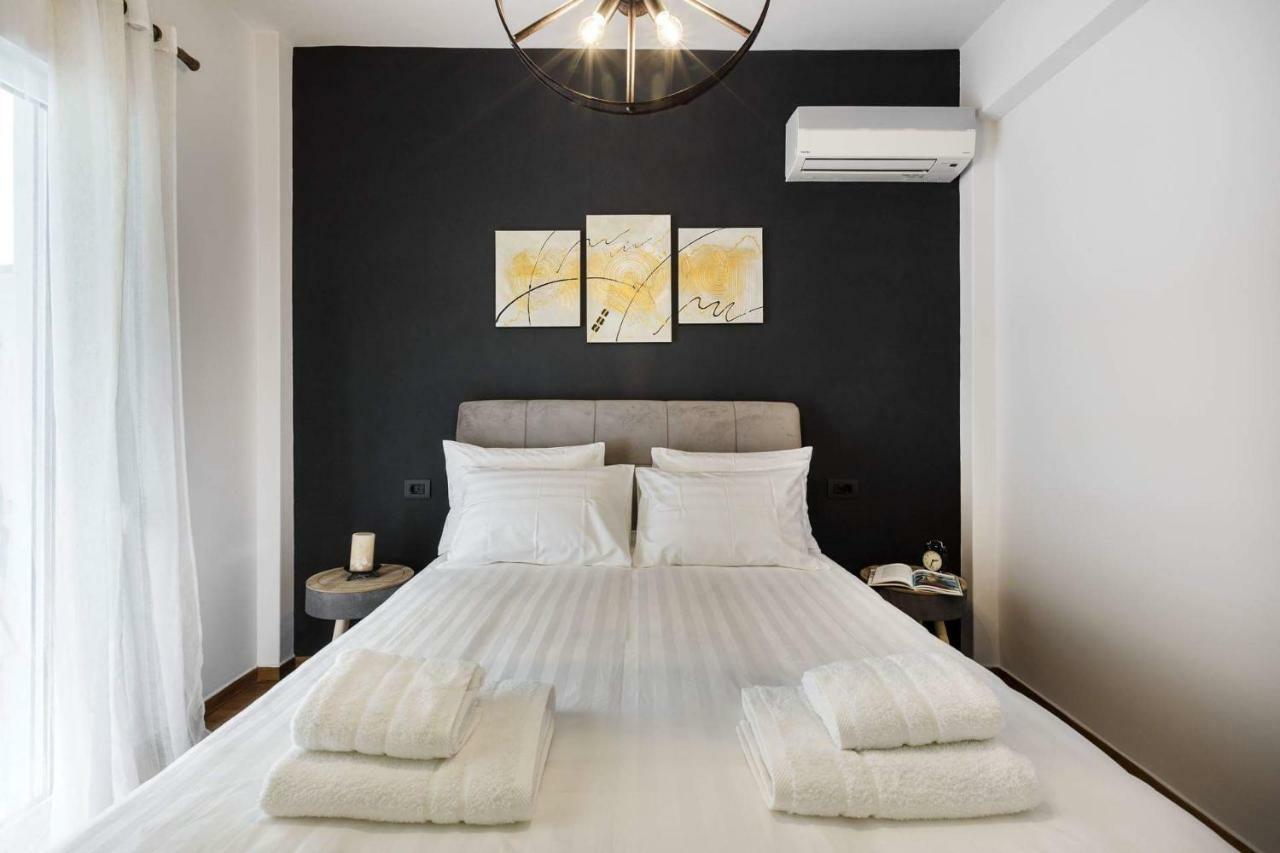 Atmospheric Apartment Near Acropolis By Cloudkeys أثينا المظهر الخارجي الصورة