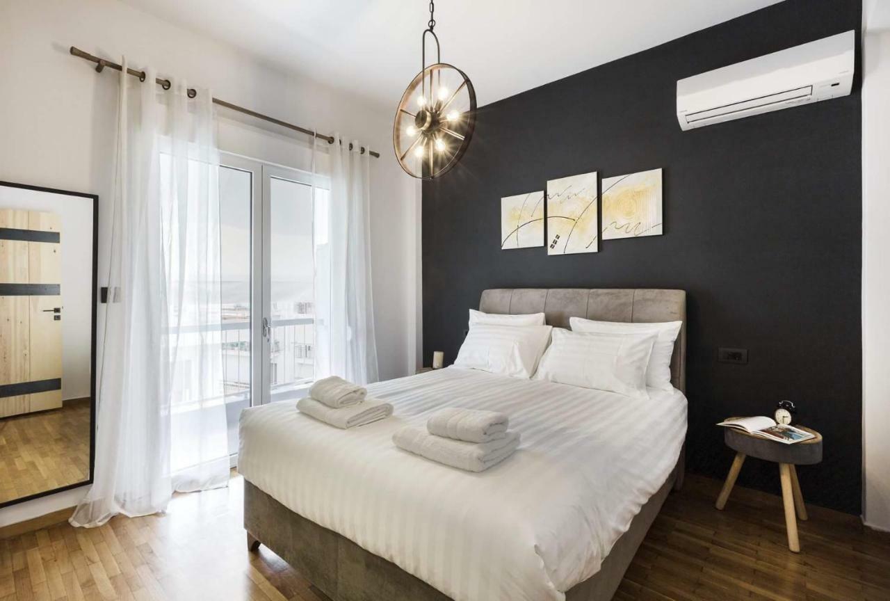 Atmospheric Apartment Near Acropolis By Cloudkeys أثينا المظهر الخارجي الصورة